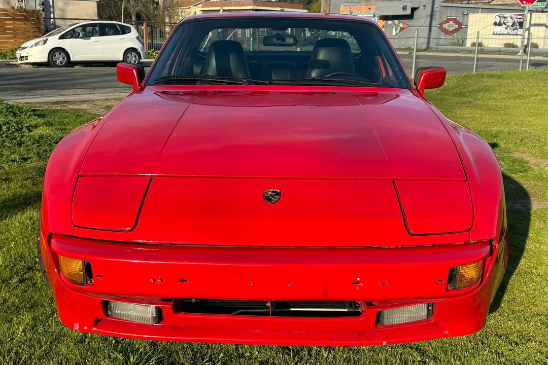1986 Porsche 944 - Image 2 of 31