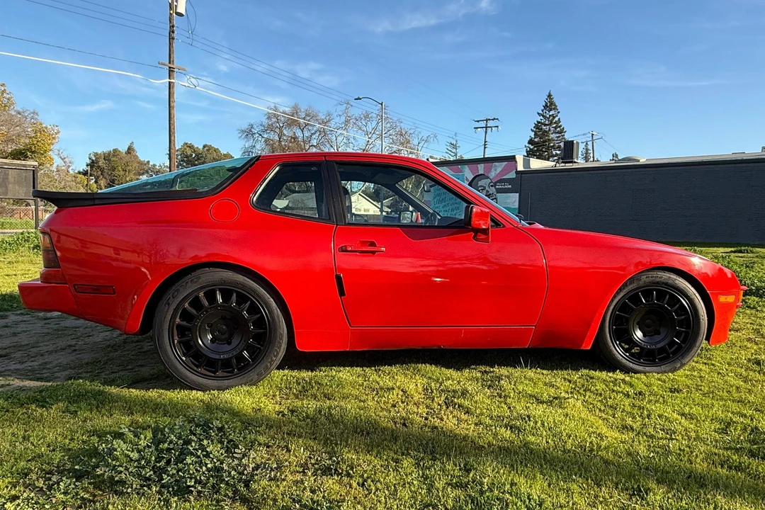 1986 Porsche 944 - Image 3 of 31
