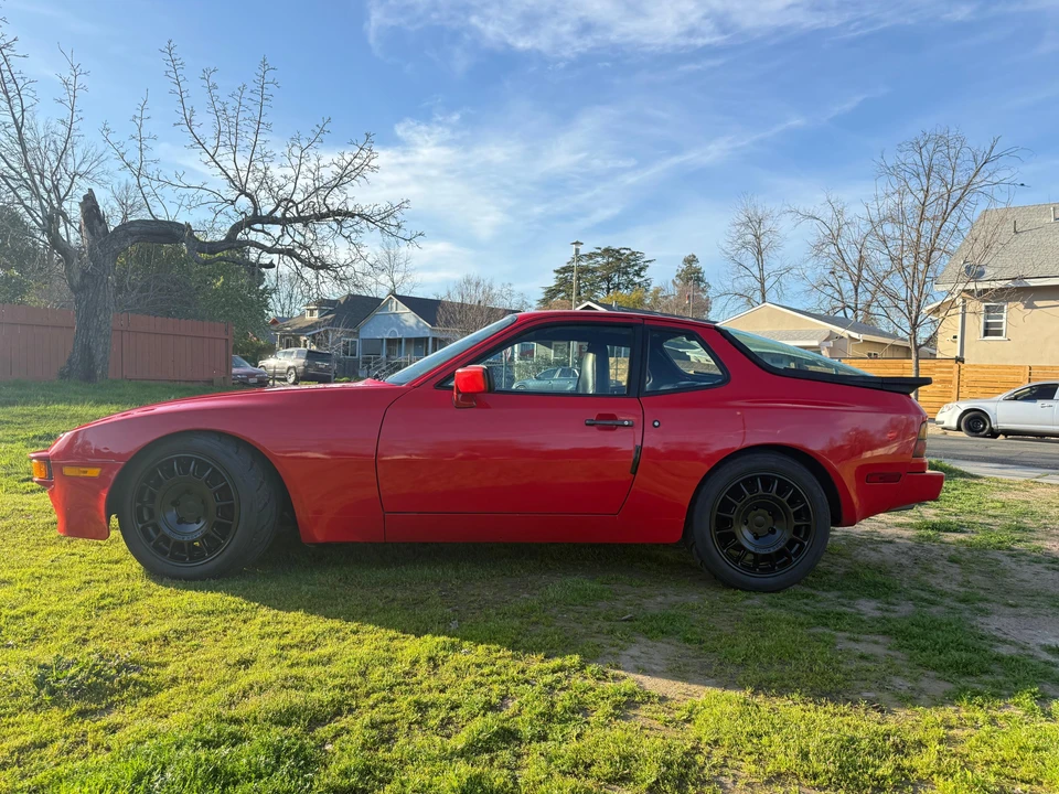 1986 Porsche 944 - Image 9 of 31
