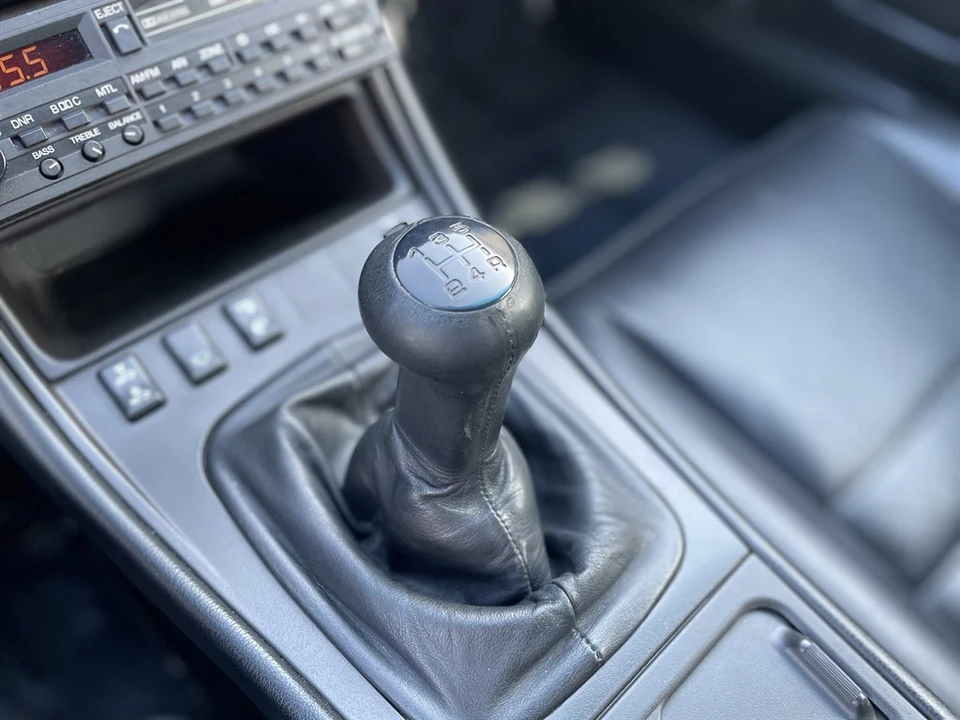 1986 Porsche 944 - Image 7 of 21