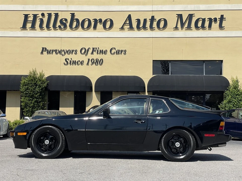 1986 Porsche 944 - Image 4 of 21