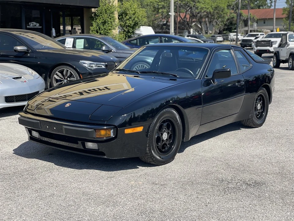 1986 Porsche 944 - Image 19 of 21
