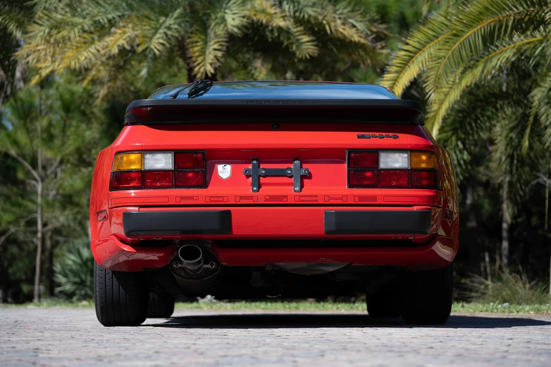 1986 Porsche 944 - Image 14 of 31