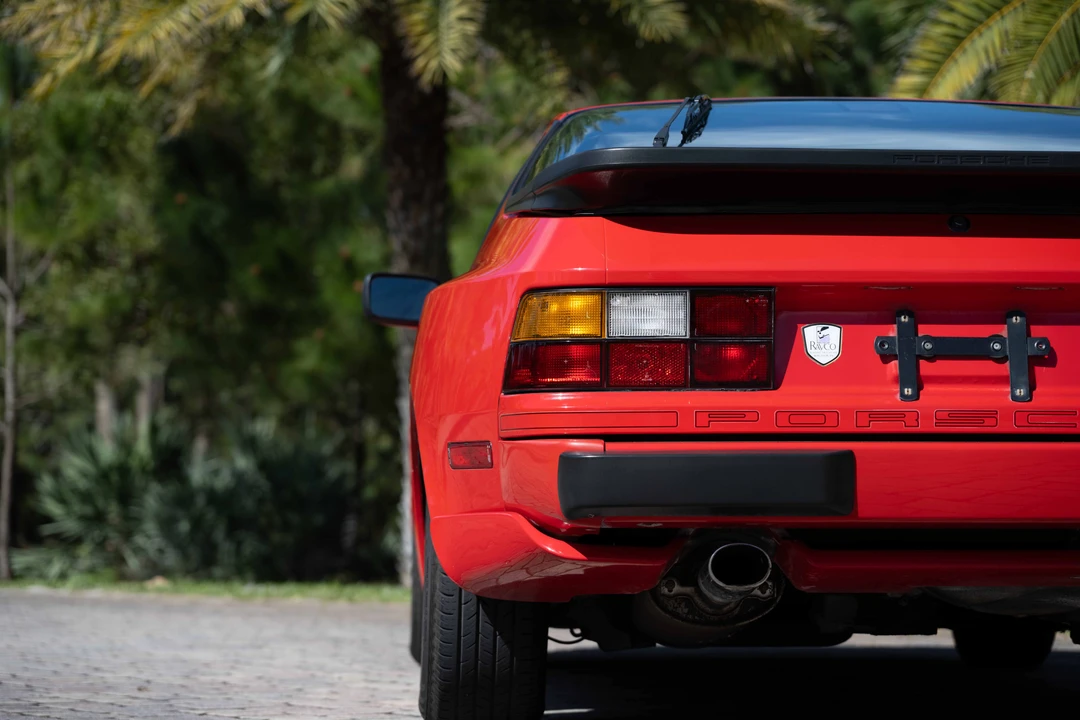 1986 Porsche 944 - Image 16 of 31