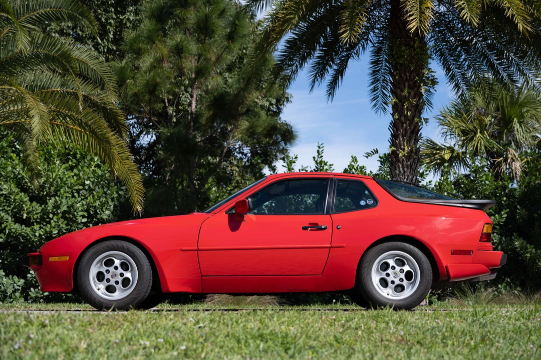 1986 Porsche 944 - Image 20 of 31
