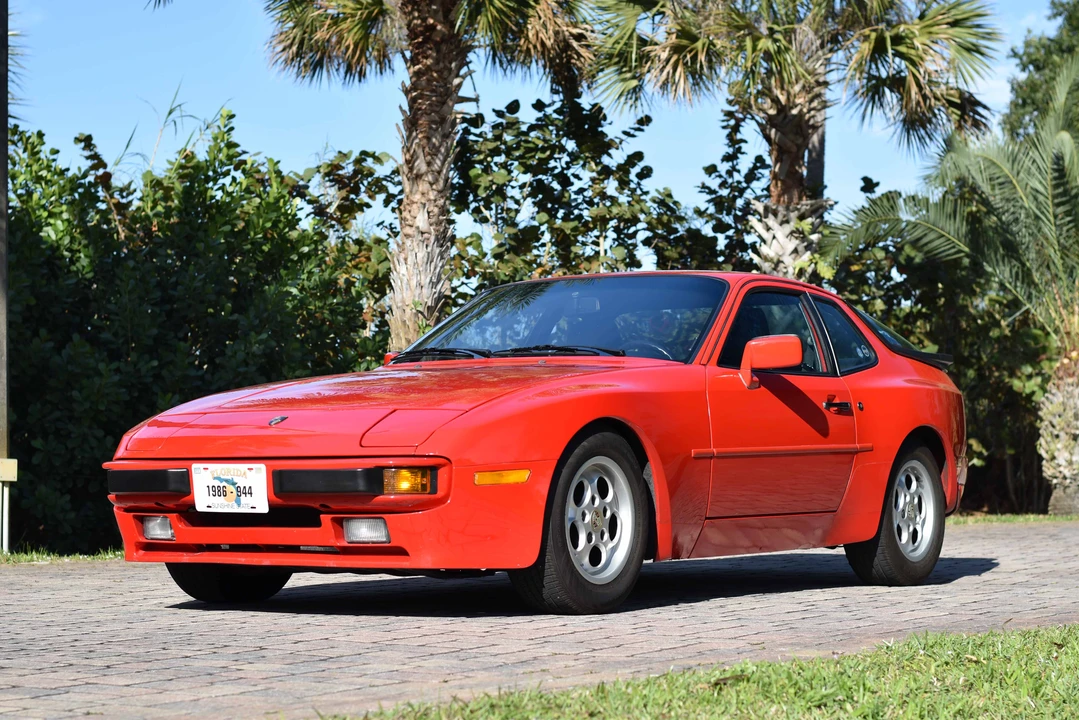 1986 Porsche 944 - Image 6 of 31