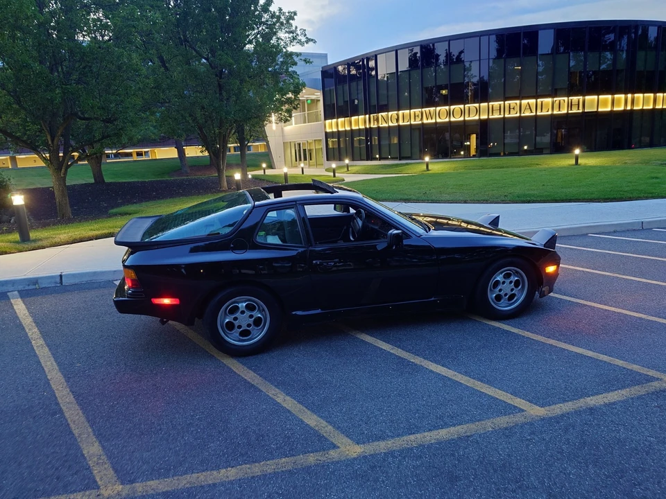 1986 Porsche 944 - Image 26 of 31