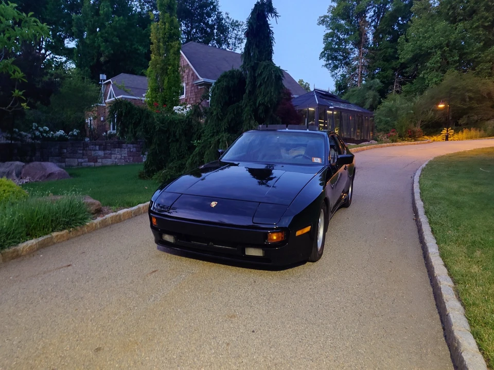 1986 Porsche 944 - Image 9 of 31