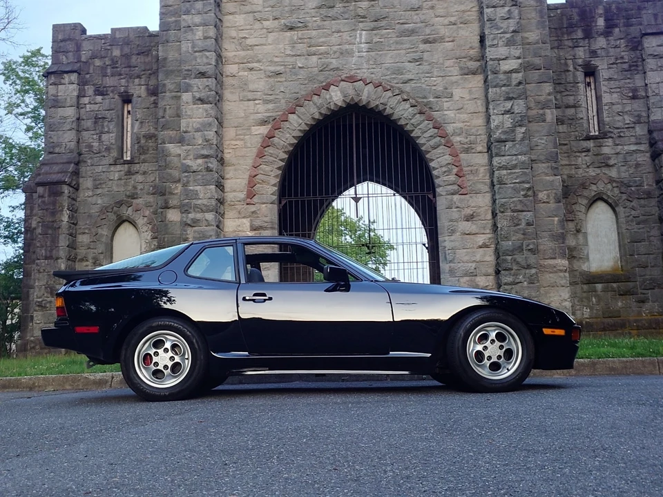 1986 Porsche 944 - Image 20 of 31