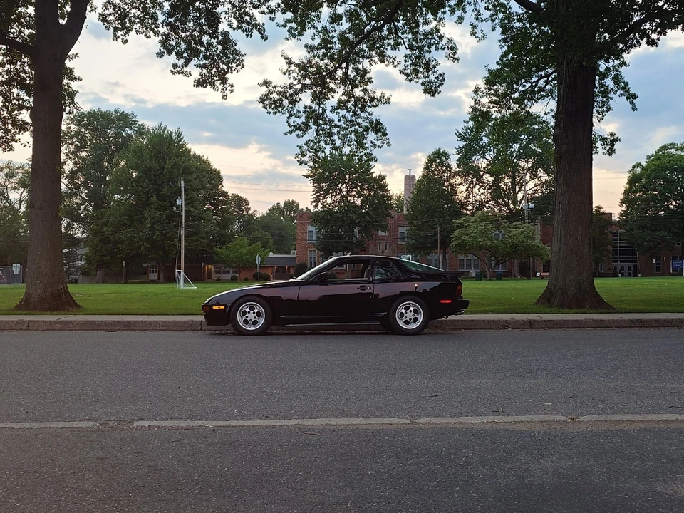 1986 Porsche 944 - Image 24 of 31