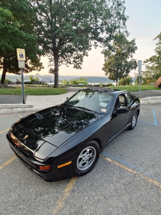 1986 Porsche 944 - Image 13 of 31