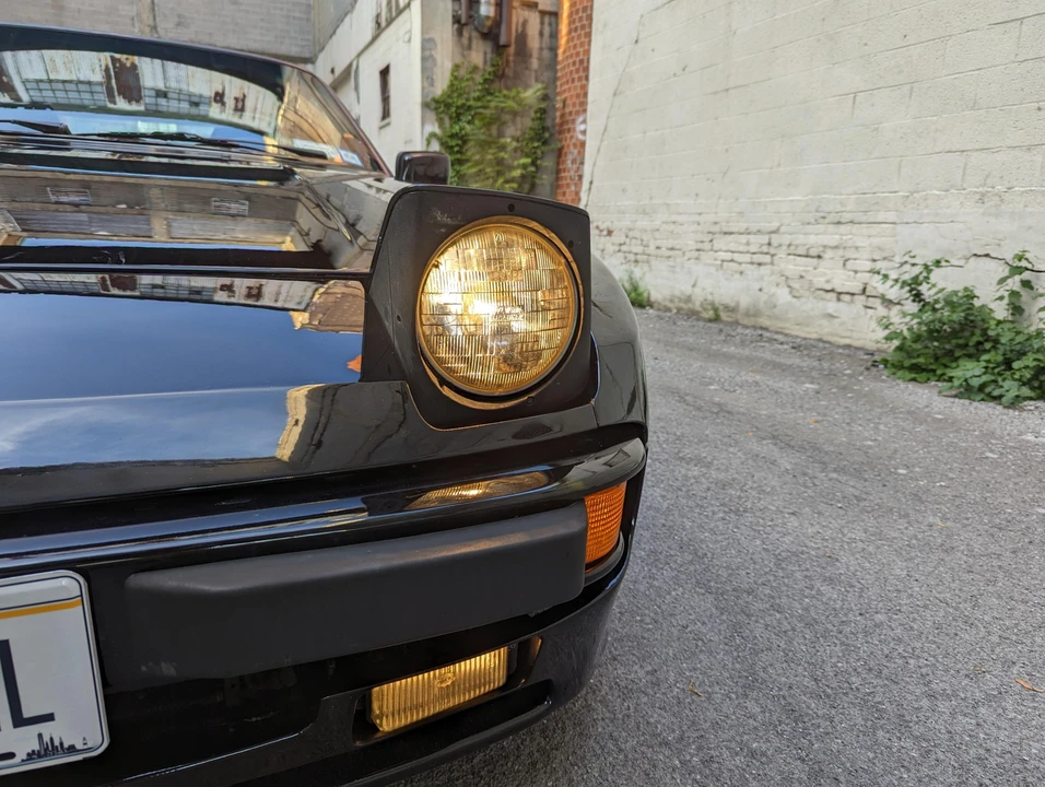 1986 Porsche 944 - Image 20 of 31