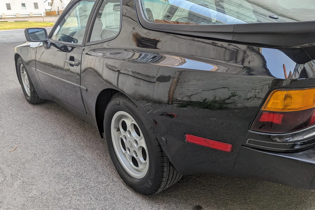 1986 Porsche 944 - Image 27 of 31