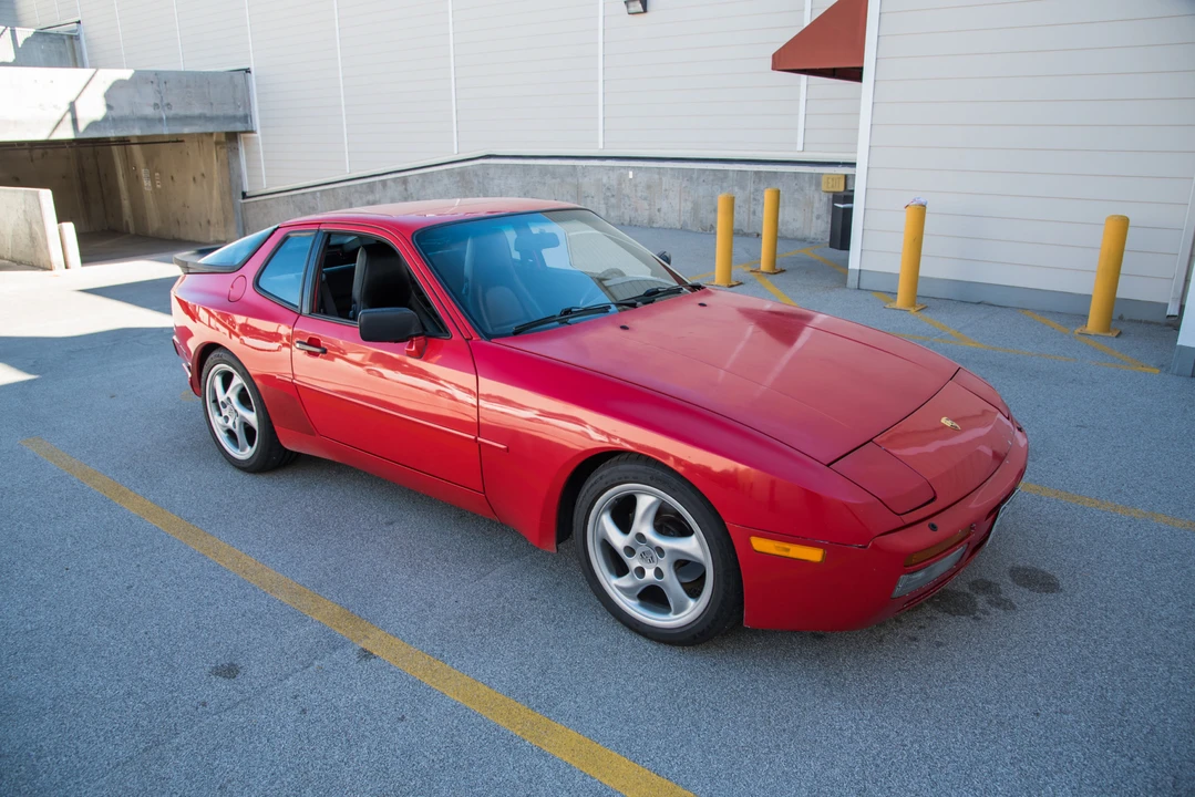1986 Porsche 944 - Image 8 of 31