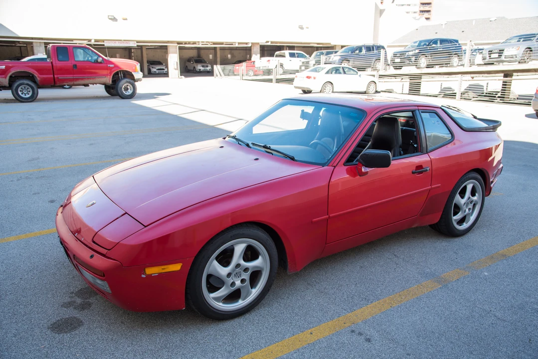 1986 Porsche 944 - Image 9 of 31