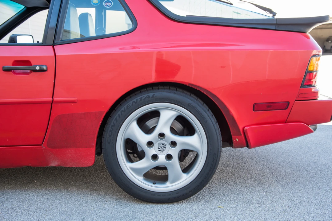 1986 Porsche 944 - Image 11 of 31