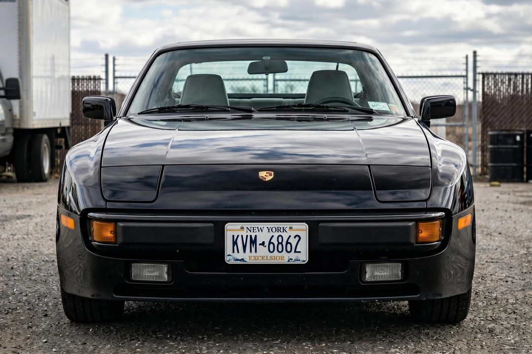 1986 Porsche 944 - Image 6 of 31
