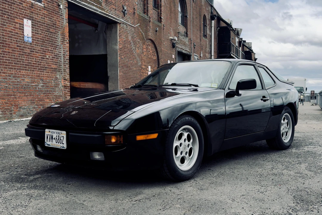 1986 Porsche 944 - Image 8 of 31