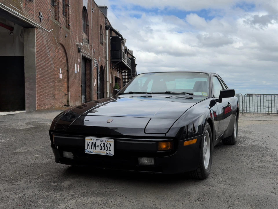 1986 Porsche 944 - Image 7 of 31