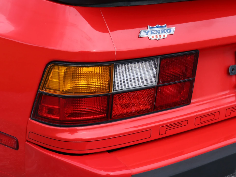 1986 Porsche 944 - Image 15 of 31