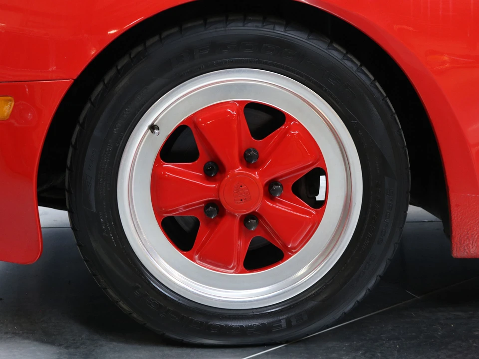 1986 Porsche 944 - Image 17 of 31