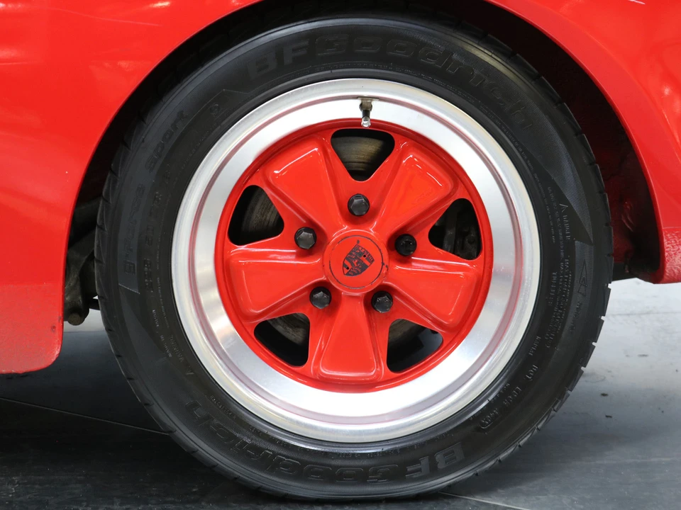1986 Porsche 944 - Image 19 of 31