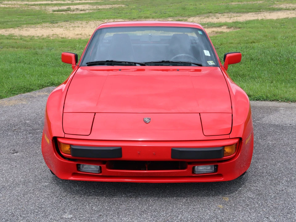 1986 Porsche 944 - Image 2 of 31