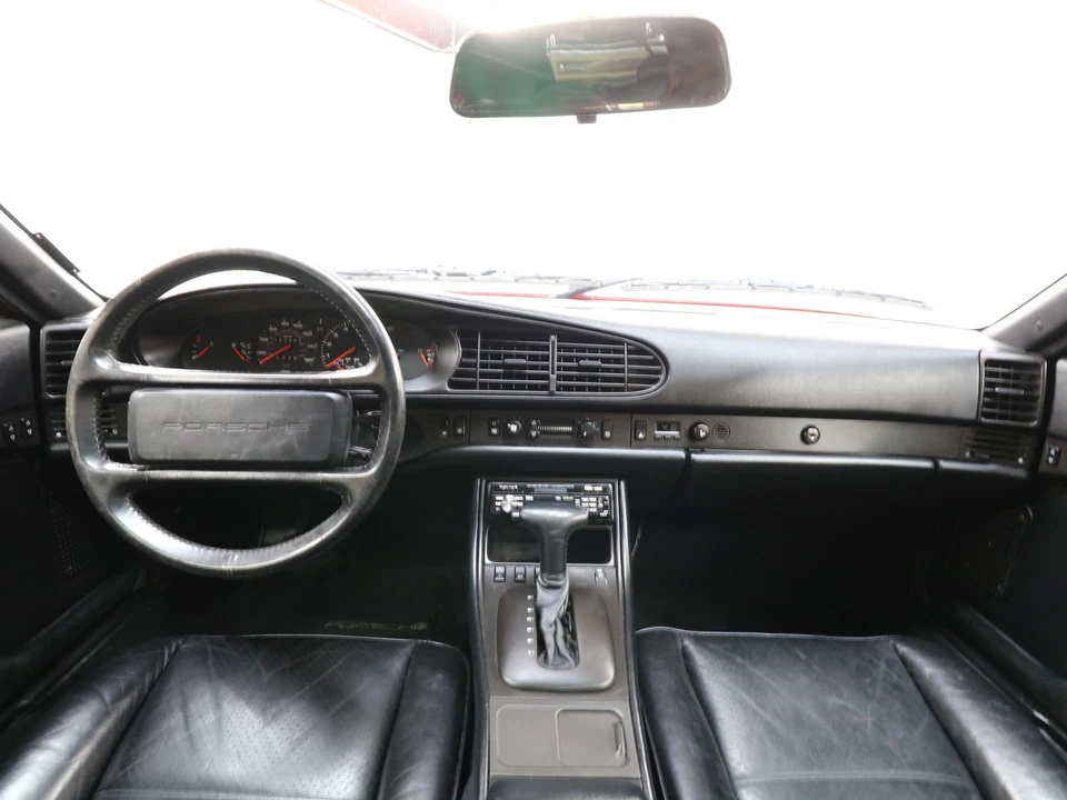 1986 Porsche 944 - Image 27 of 31