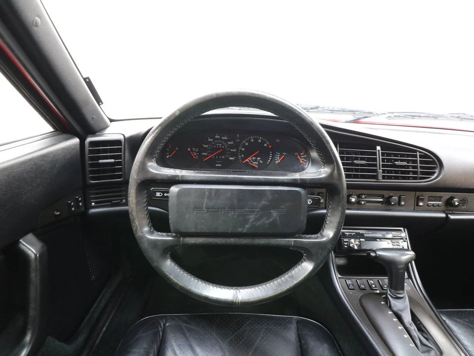 1986 Porsche 944 - Image 28 of 31
