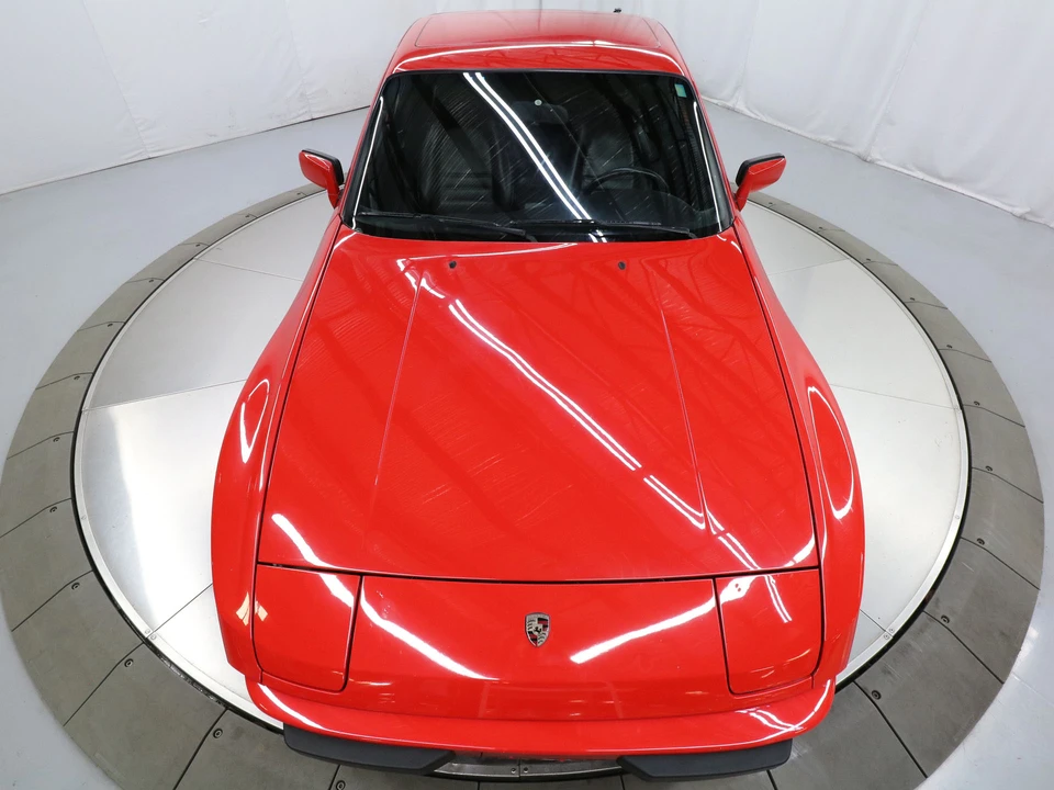 1986 Porsche 944 - Image 10 of 31