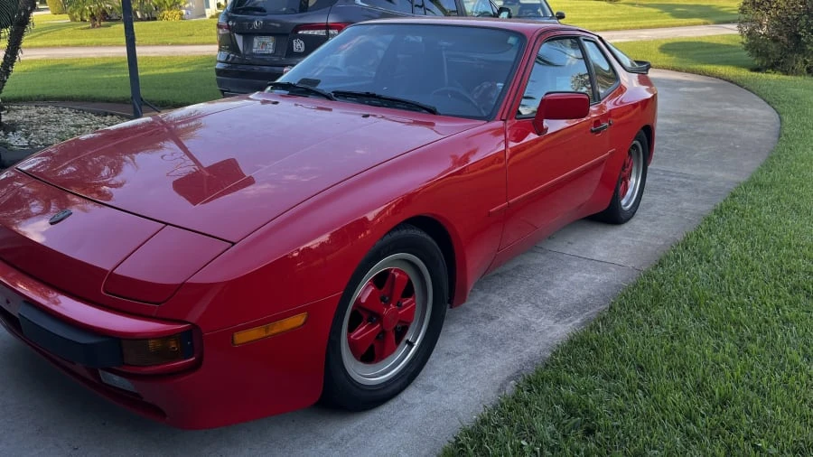1986 Porsche 944 - Image 5 of 14
