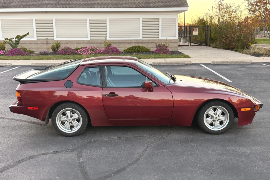 1986 Porsche 944 - Image 3 of 31