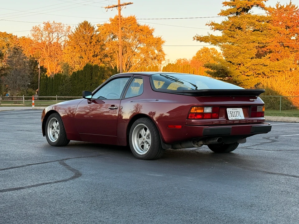 1986 Porsche 944 - Image 17 of 31