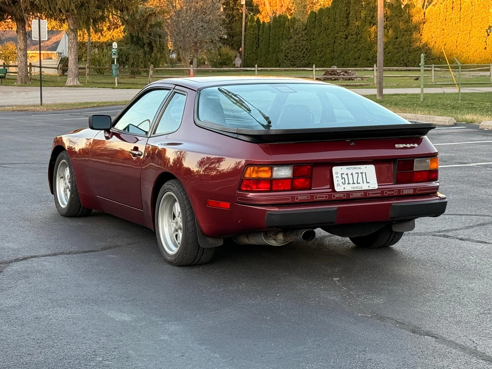 1986 Porsche 944 - Image 19 of 31