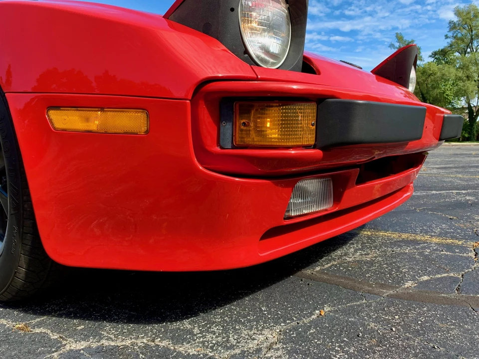 1986 Porsche 944 - Image 23 of 31