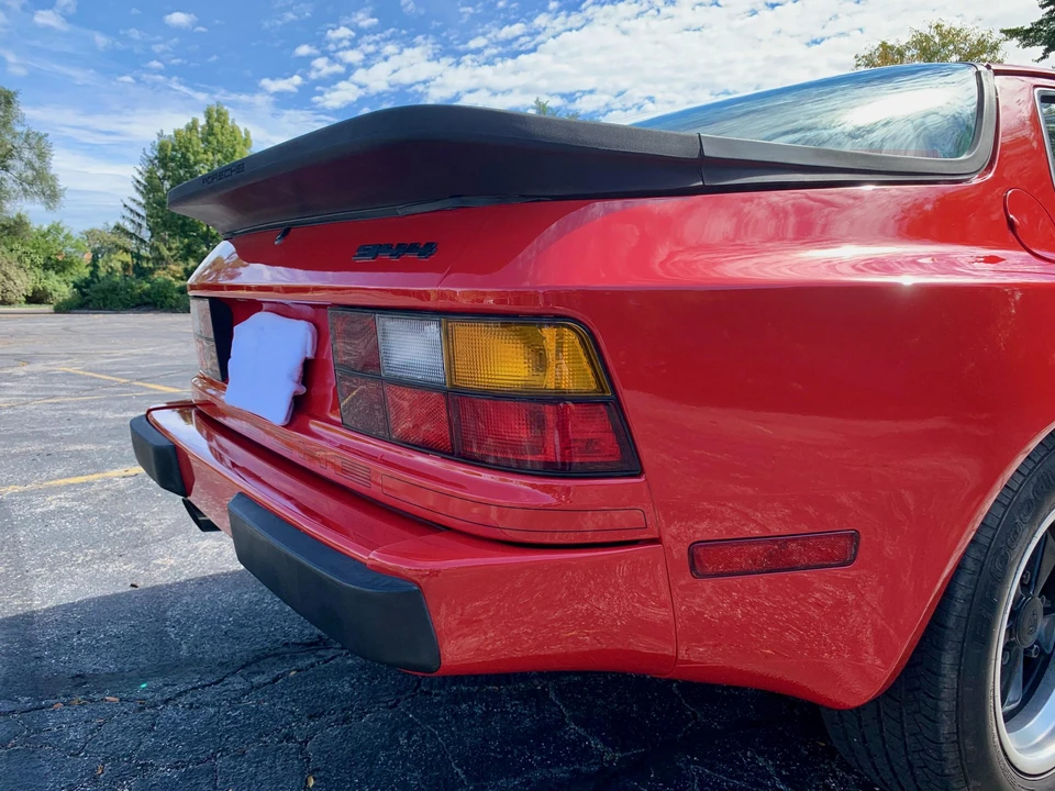 1986 Porsche 944 - Image 26 of 31