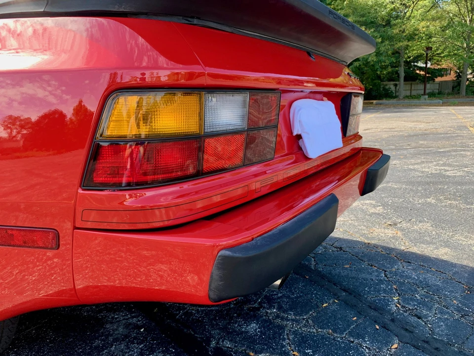 1986 Porsche 944 - Image 29 of 31