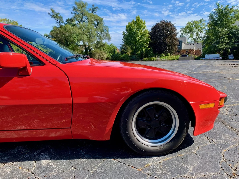 1986 Porsche 944 - Image 24 of 31
