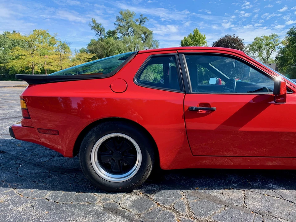 1986 Porsche 944 - Image 25 of 31