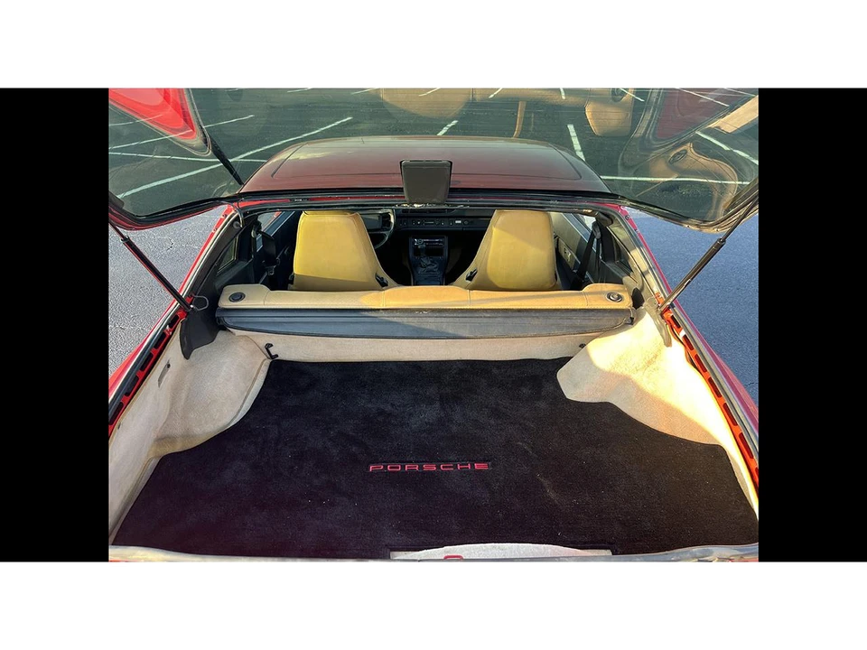 1986 Porsche 944 - Image 5 of 19