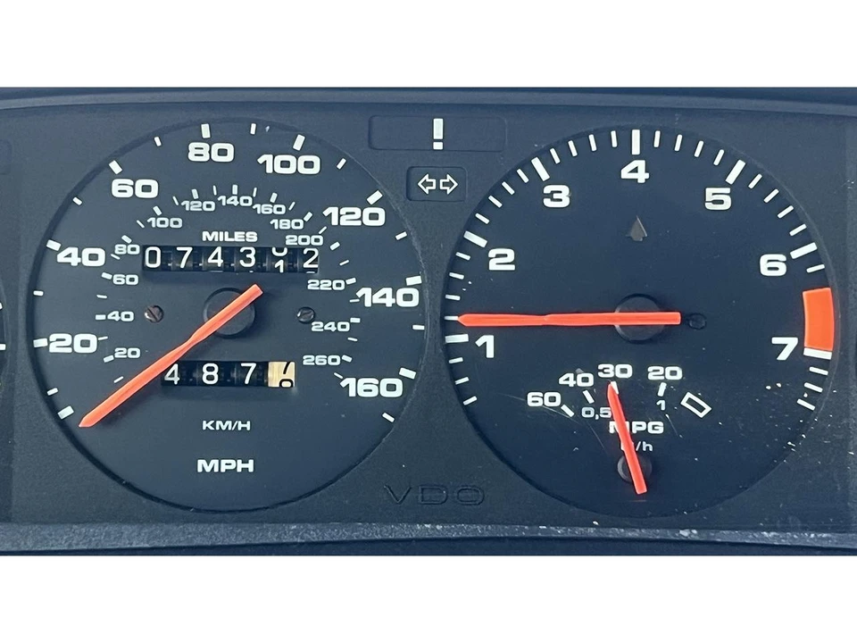 1986 Porsche 944 - Image 16 of 19