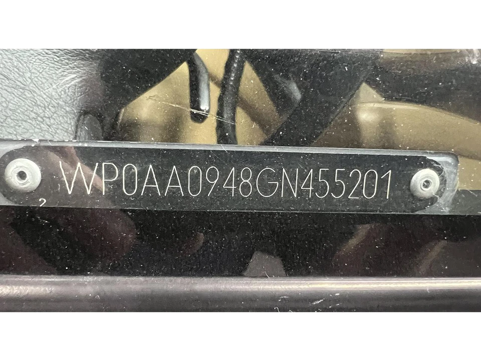 1986 Porsche 944 - Image 17 of 19