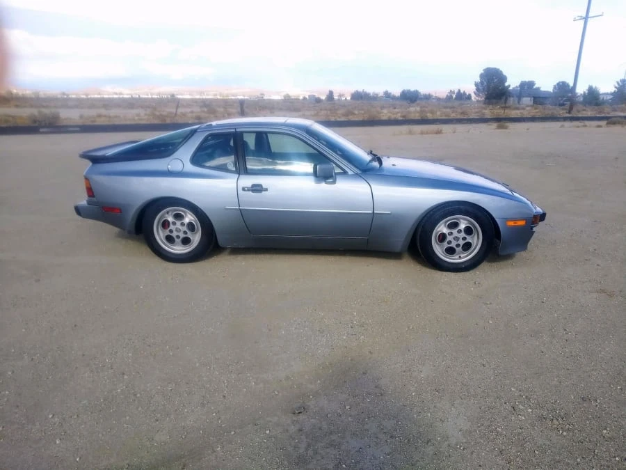 1986 Porsche 944 - Image 2 of 7