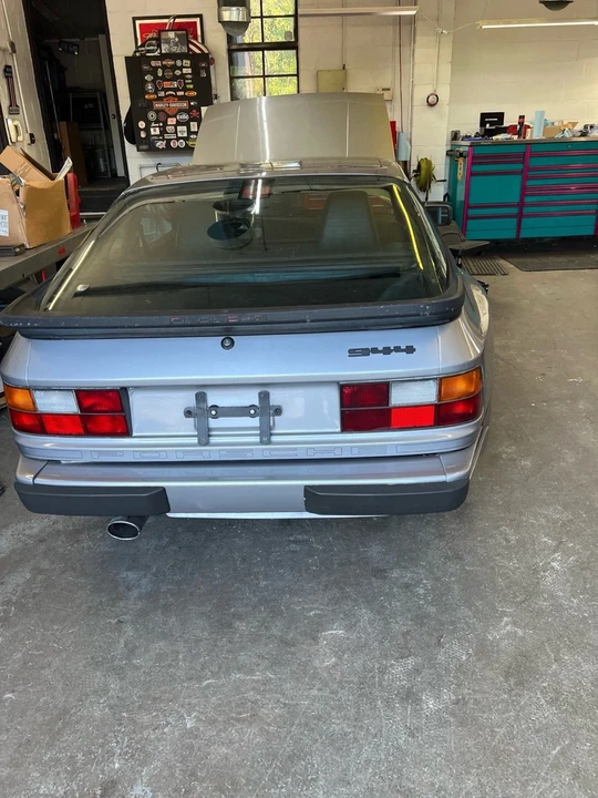 1986 Porsche 944 - Image 16 of 20