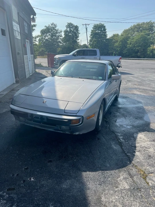 1986 Porsche 944 - Image 6 of 20