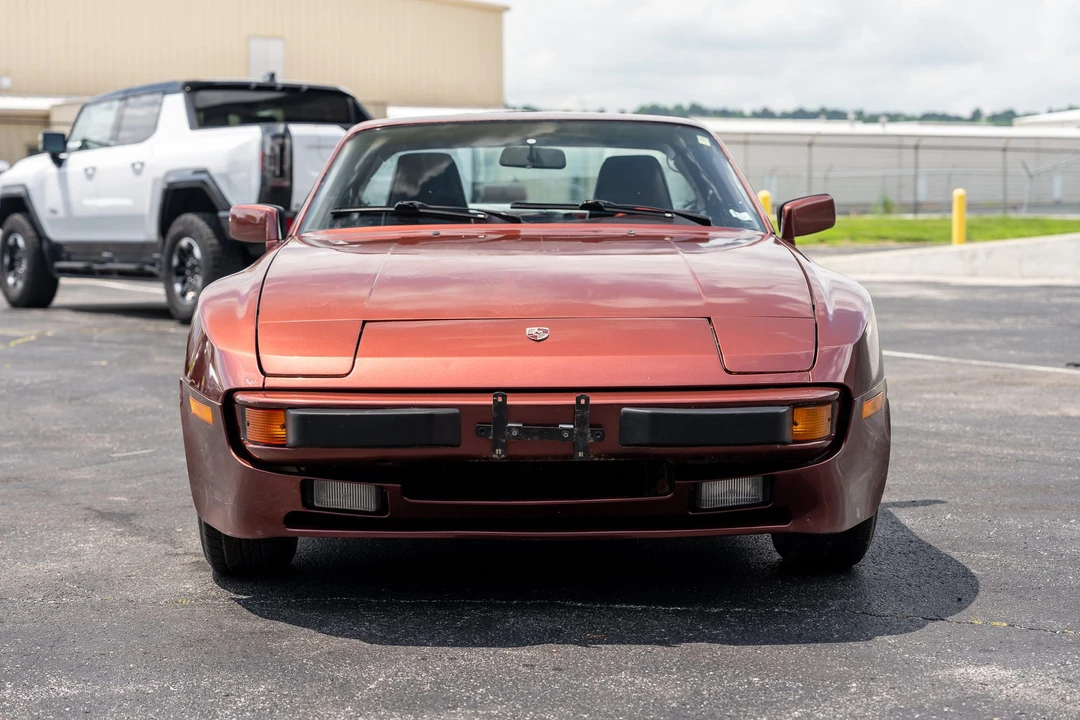 1986 Porsche 944 - Image 12 of 31