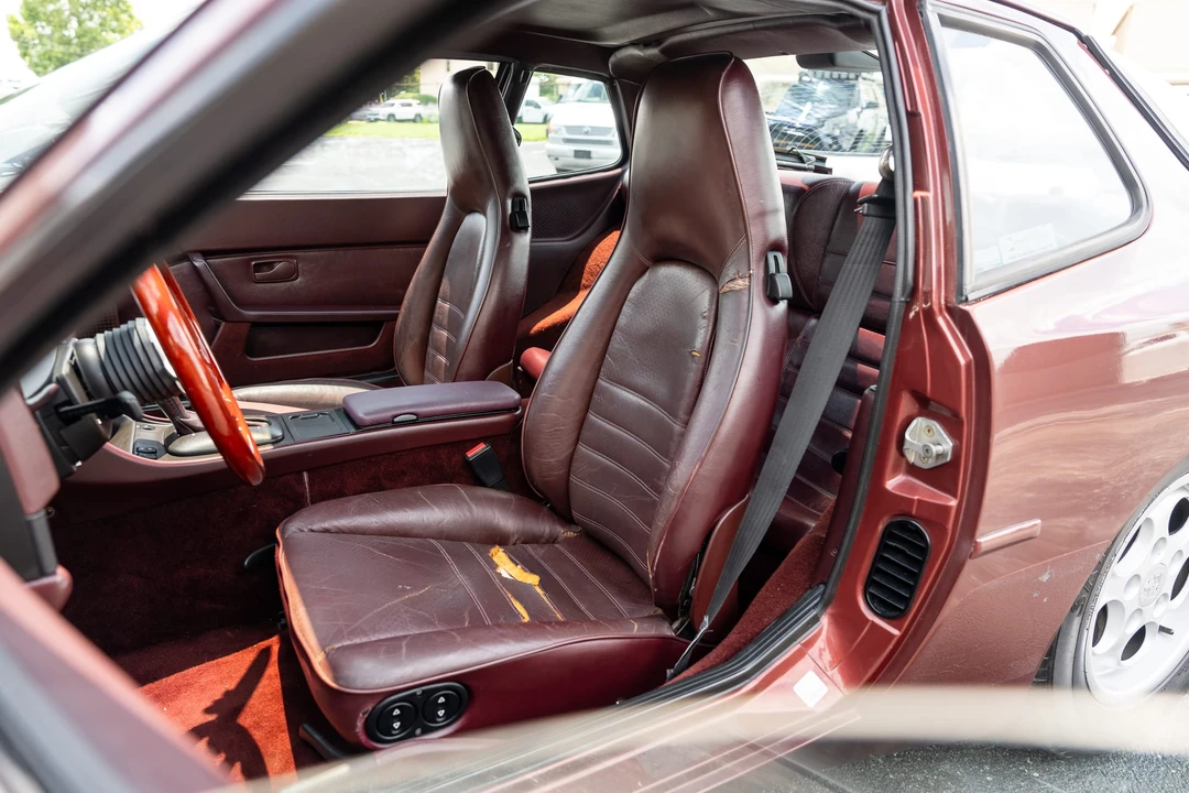 1986 Porsche 944 - Image 19 of 31