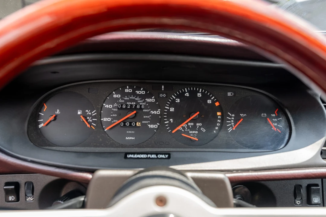 1986 Porsche 944 - Image 22 of 31