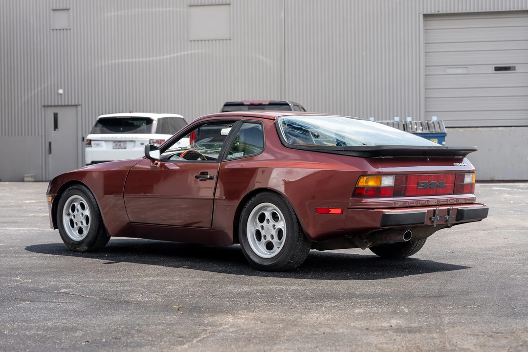 1986 Porsche 944 - Image 5 of 31