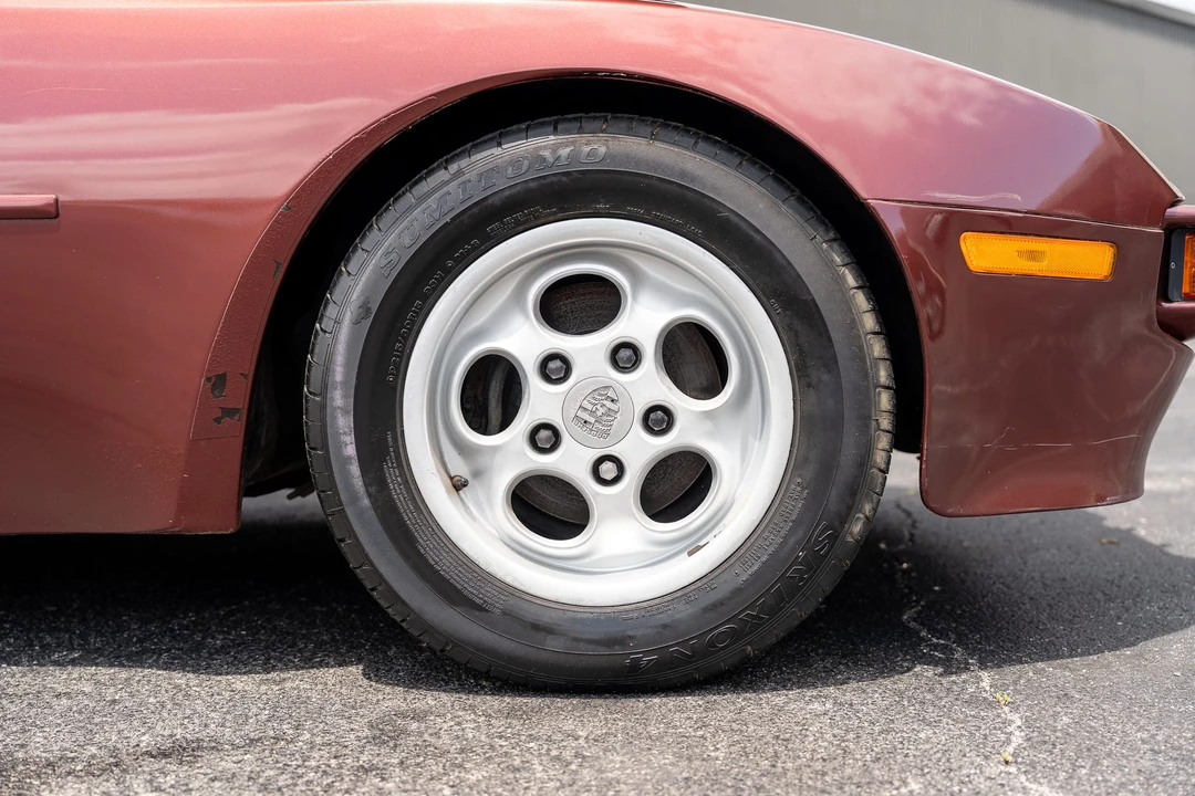 1986 Porsche 944 - Image 15 of 31